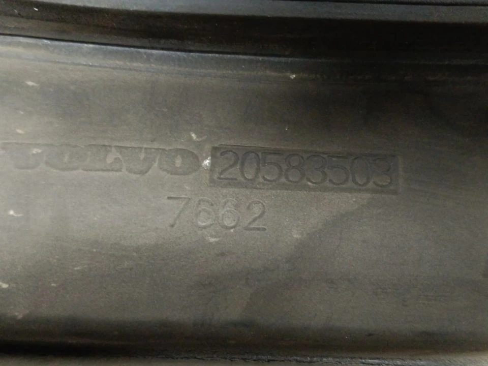Пыльник рулевой колонки б/у для Volvo FM (2000-2008) - 3