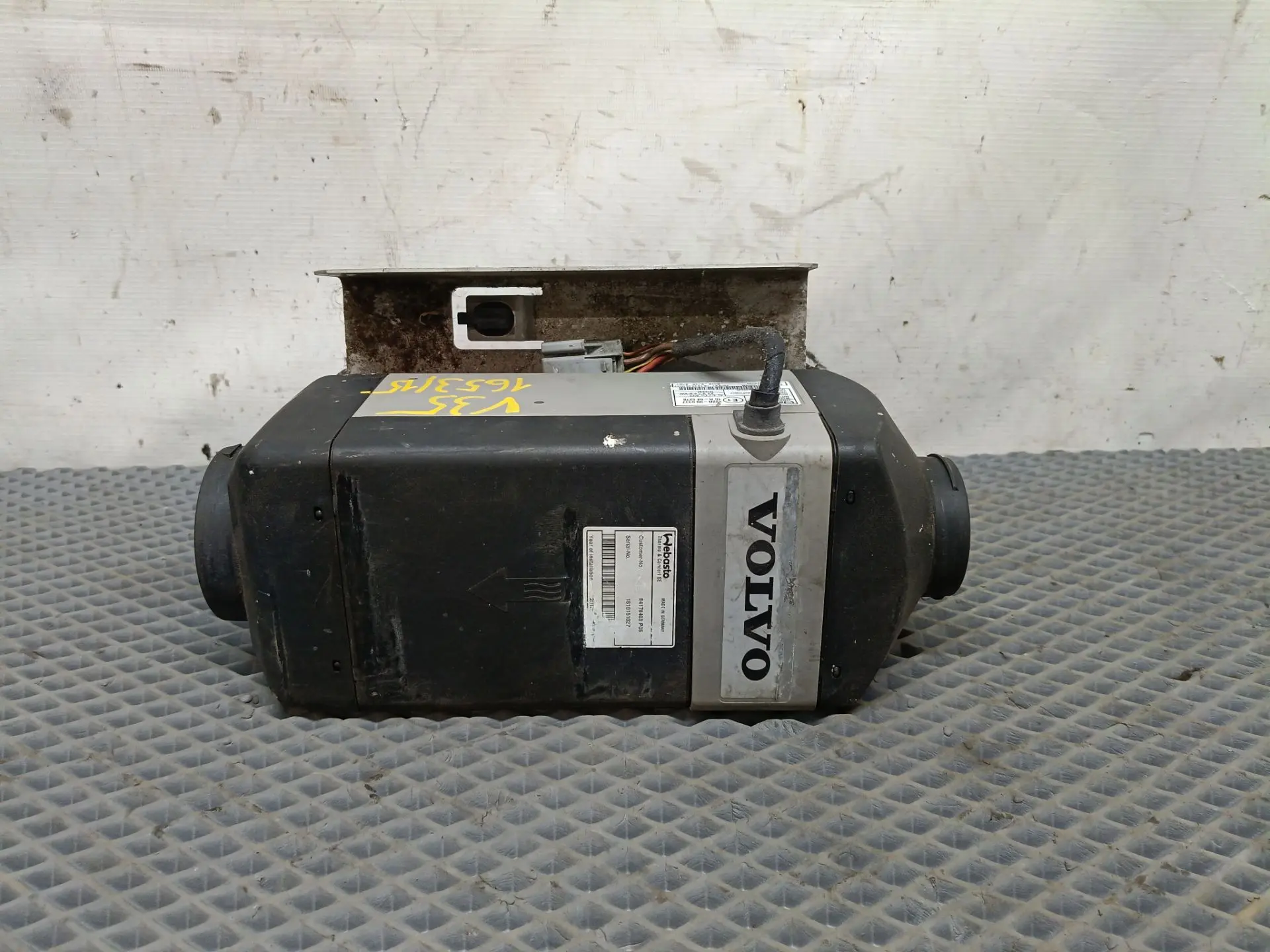 автономный отопитель 2 Квт (24v) б/у \ OEM: 84178403-P05