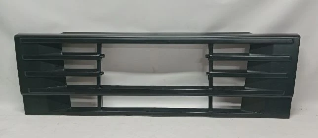 решетка радиатора нижняя. нов. \ Решетка радиатора нижняя FH D12A