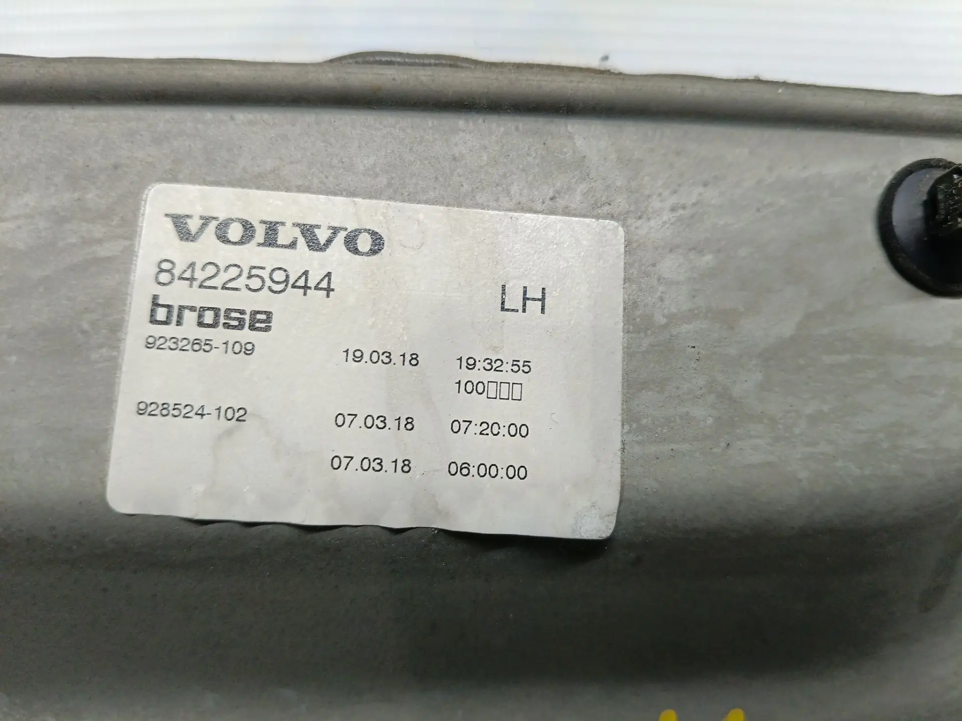 Стеклоподъемник (механизм) левый б/у для Volvo FH 4 - 1